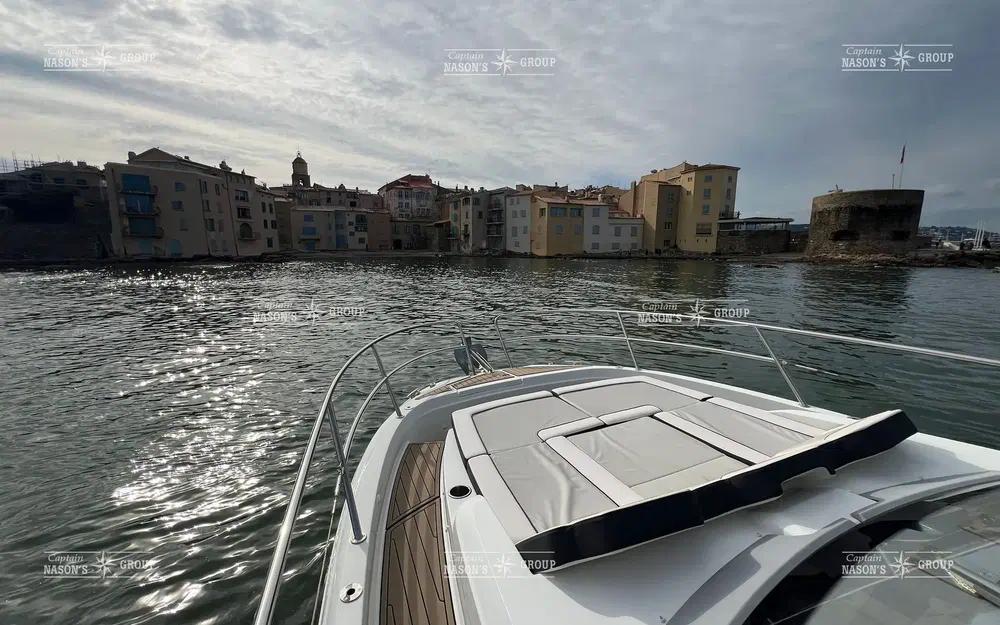 slider 11 Jeanneau Cap Camarat 10.5 WA Cap Camarat 10.5 Wa Serie 2