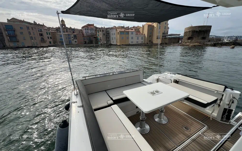 slider 1 Jeanneau Cap Camarat 10.5 WA Cap Camarat 10.5 Wa Serie 2