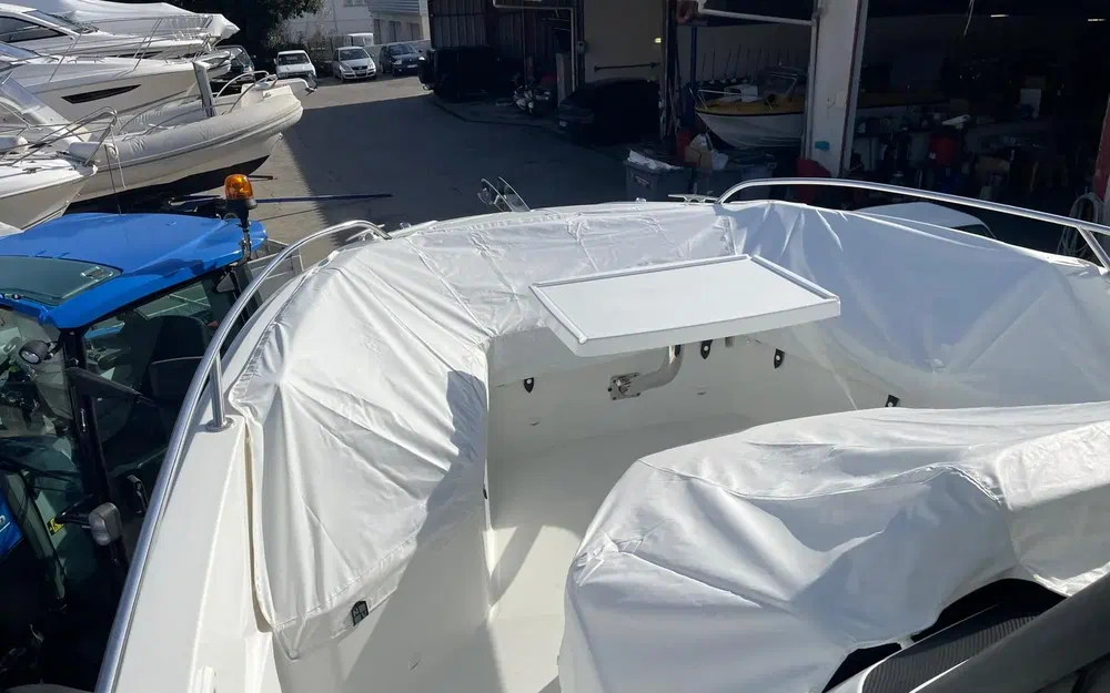 slider 15 Jeanneau Cap Camarat 10.5 CC