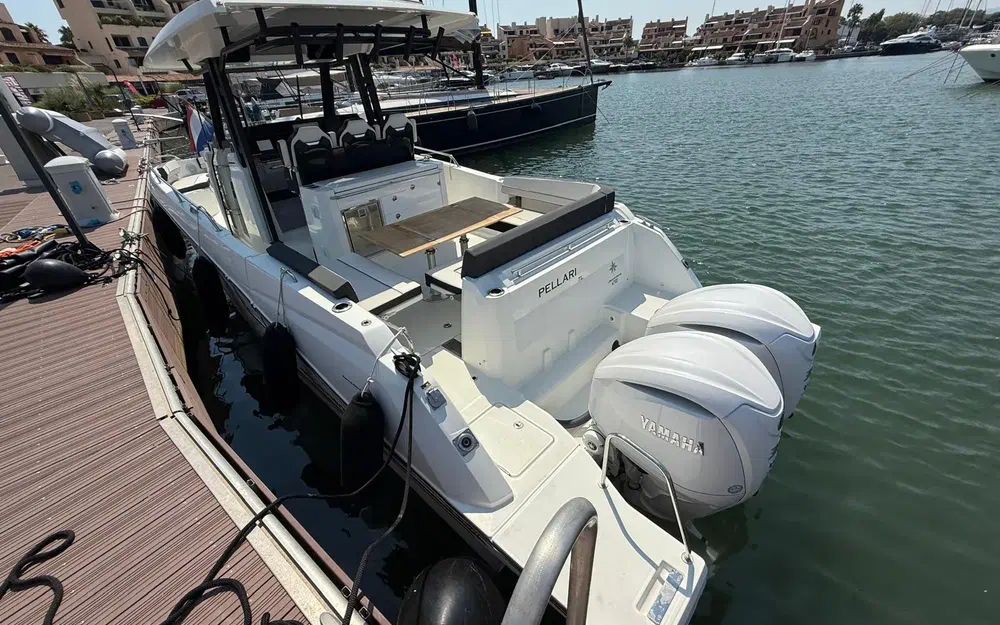 slider 18 Jeanneau Cap Camarat 10.5 CC