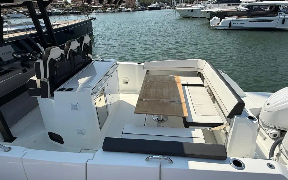 slider 4 Jeanneau Cap Camarat 10.5 CC