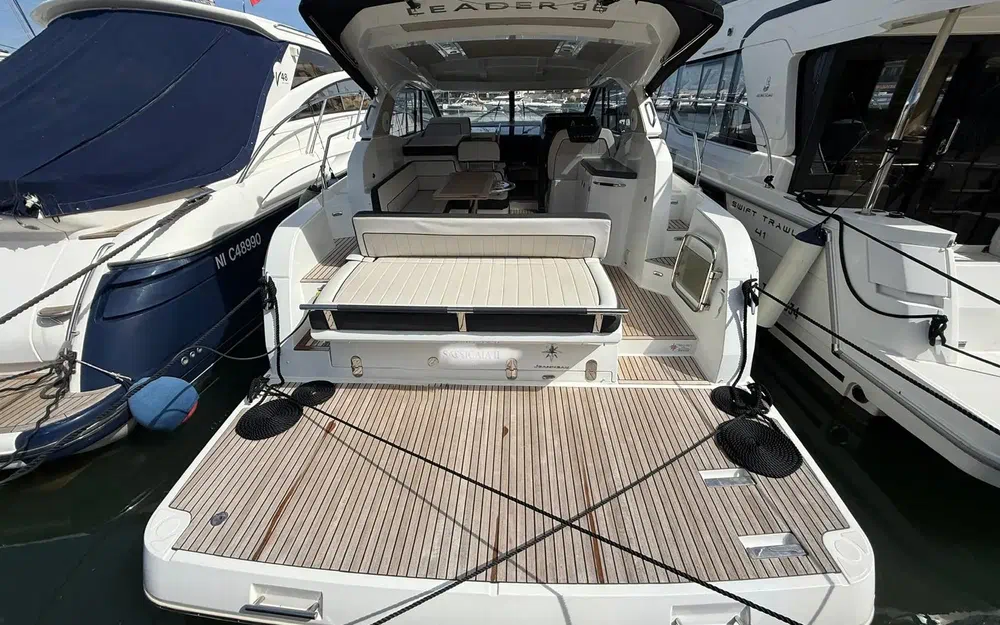 slider 0 Jeanneau Leader 36