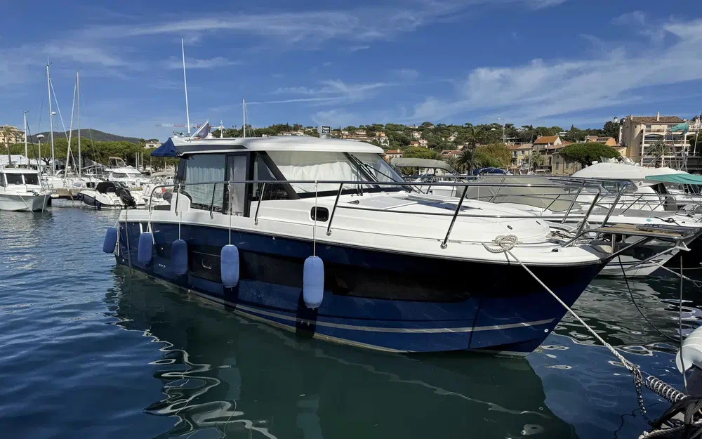 slider 0 Jeanneau Merry Fisher 1095