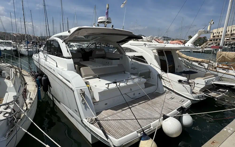 slider 0 Jeanneau Leader 40