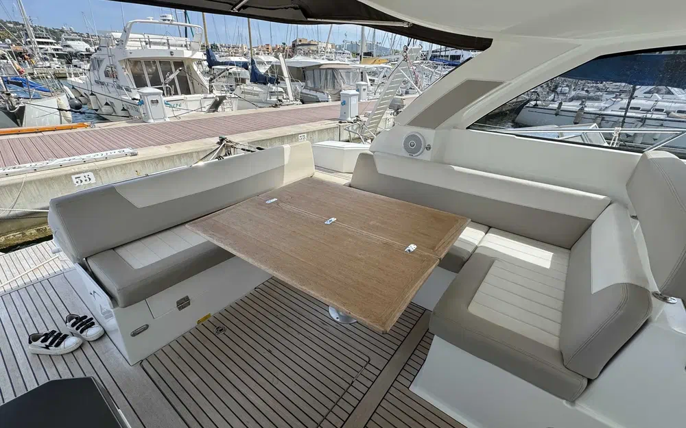 slider 3 Jeanneau Leader 40