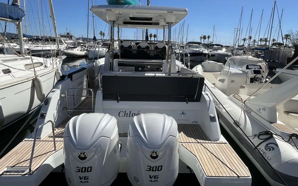 slider 1 Jeanneau Cap Camarat 10.5 WA Cap Camarat 10.5 Wa Serie 2