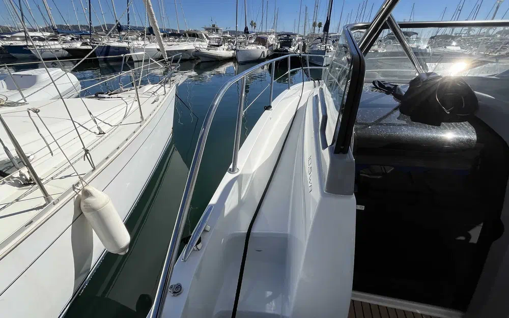 slider 7 Jeanneau Cap Camarat 10.5 WA Cap Camarat 10.5 Wa Serie 2