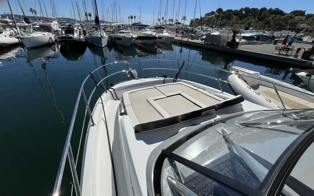 slider 8 Jeanneau Cap Camarat 10.5 WA Cap Camarat 10.5 Wa Serie 2