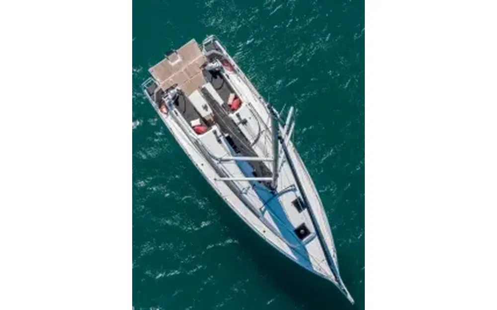 slider 2 Jeanneau Sun Odyssey 380