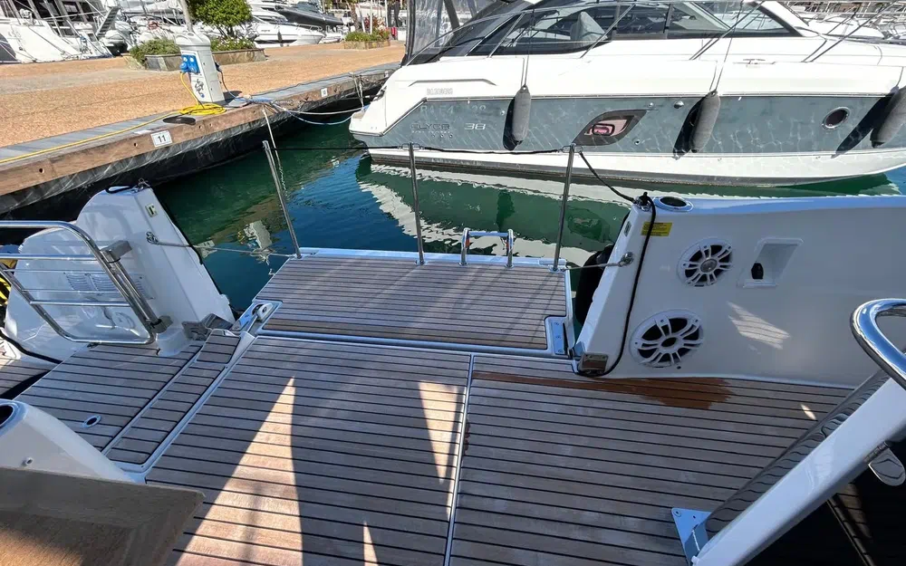 slider 5 Jeanneau Cap Camarat 12.5 WA