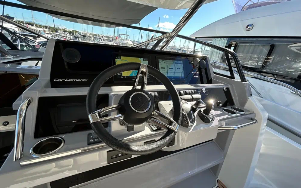 slider 6 Jeanneau Cap Camarat 12.5 WA