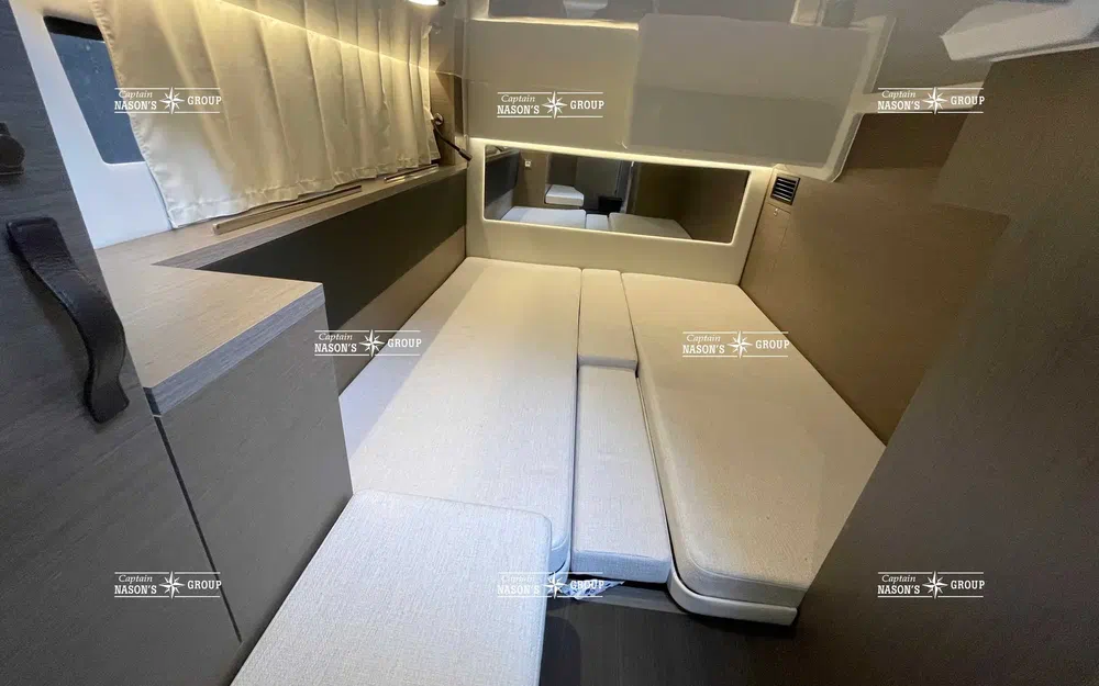 slider 11 Jeanneau Merry Fisher 1295 Fly