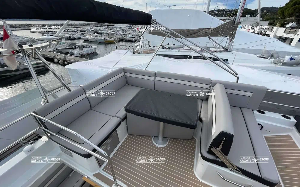 slider 12 Jeanneau Merry Fisher 1295 Fly