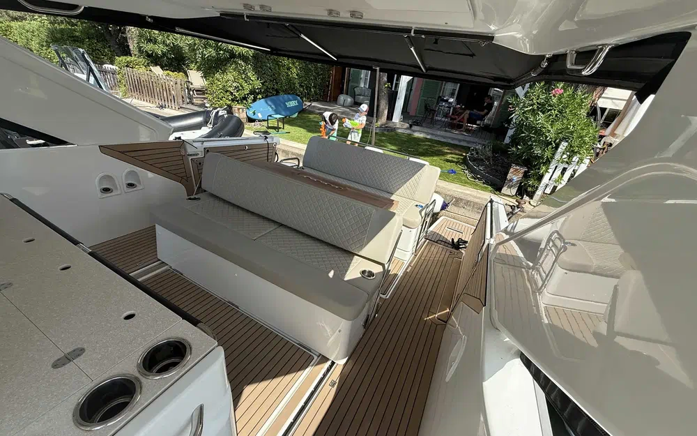 slider 18 Jeanneau DB 37