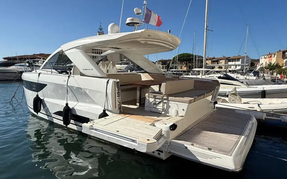 slider 0 Jeanneau DB 43