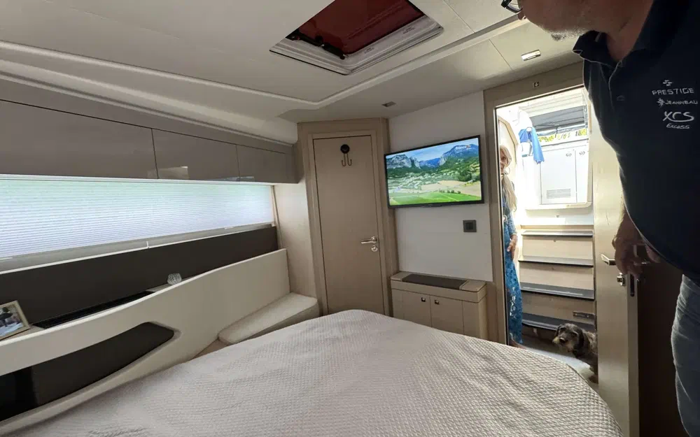 slider 12 Jeanneau DB 43