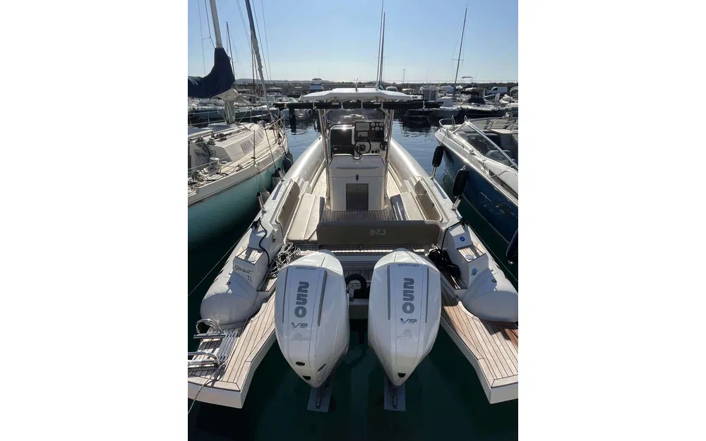 slider 1 Nuova Jolly Prince 33 CC