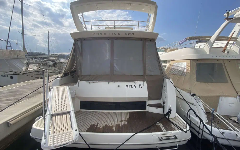 slider 3 Prestige Yachts 500 S