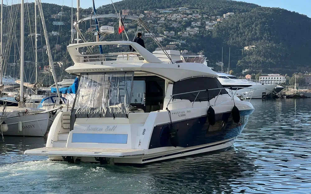slider 2 Prestige Yachts 460 Fly