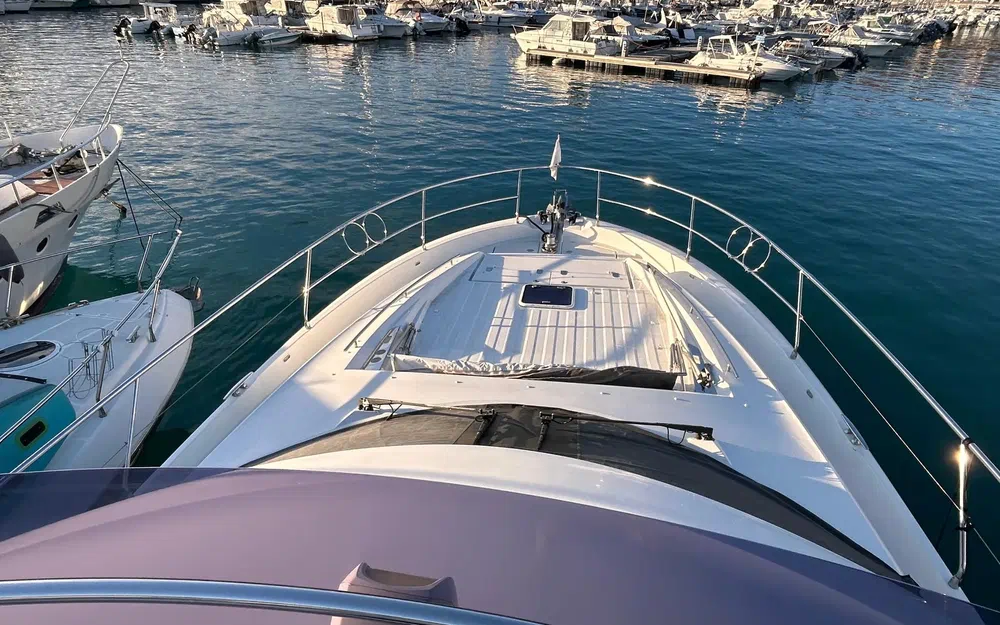 slider 13 Prestige Yachts 560 S