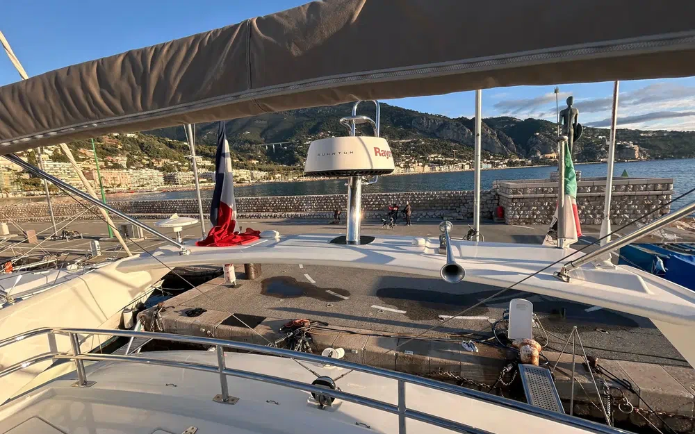 slider 5 Prestige Yachts 560 S