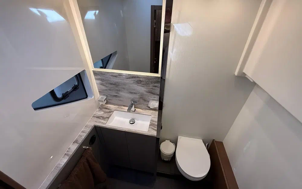 slider 12 Prestige Yachts M48