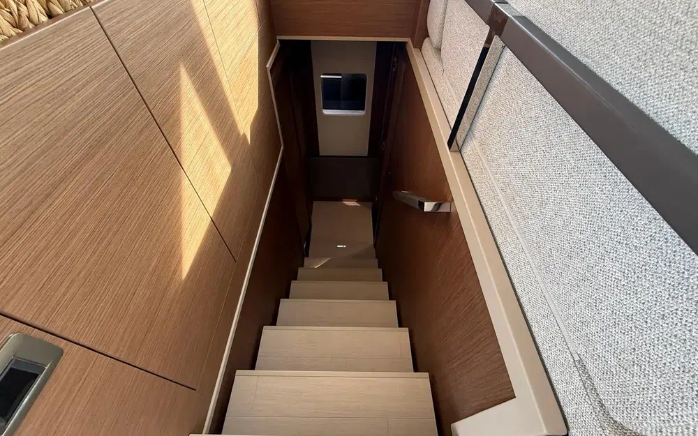 slider 13 Prestige Yachts M48