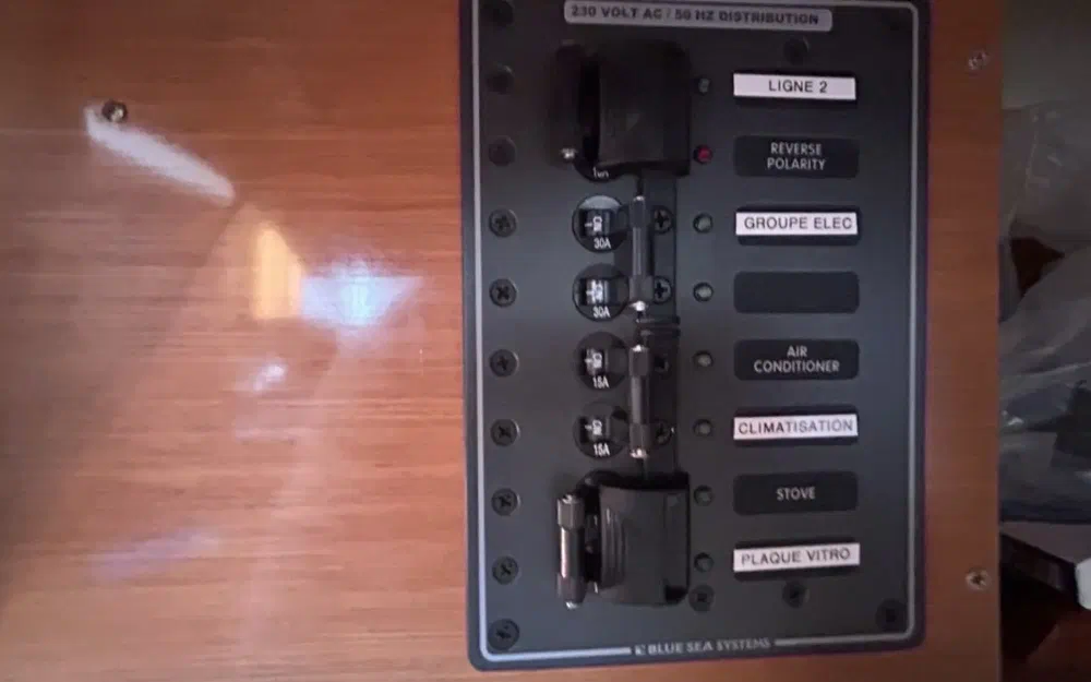 slider 20 Jeanneau Prestige 38 S