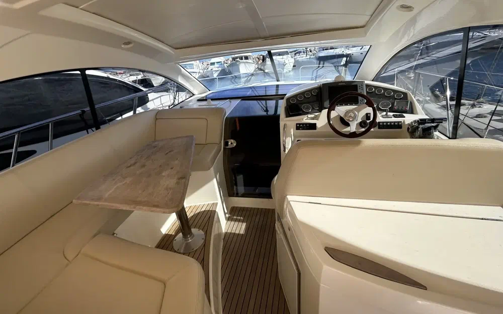 slider 2 Jeanneau Prestige 38 S