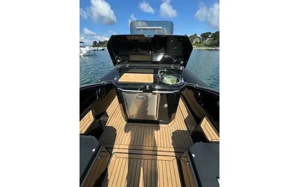 slider 6 Joker Boat Clubman 30