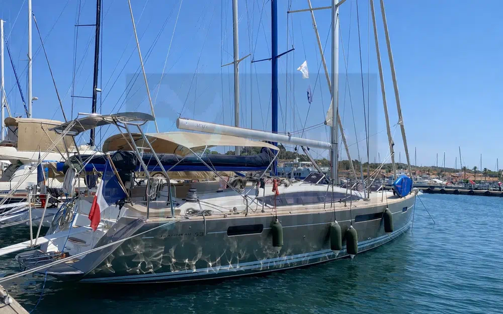 slider 0 Jeanneau 53