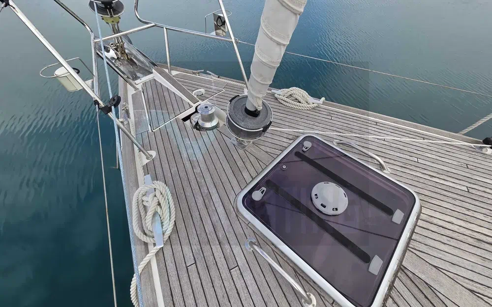 slider 9 Jeanneau 53