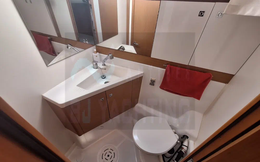 slider 18 Jeanneau 53