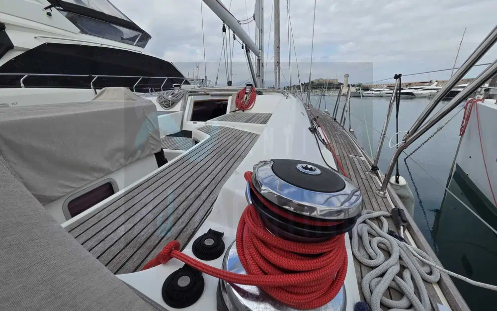 slider 4 Jeanneau 53