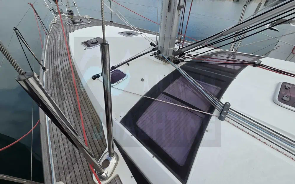 slider 8 Jeanneau 53