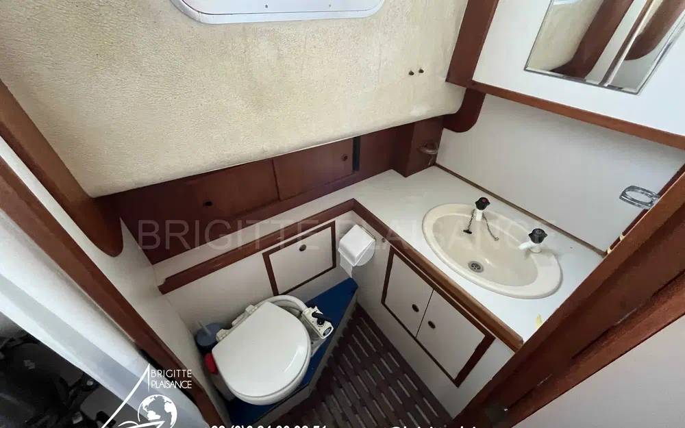 slider 12 Fairways Trawler