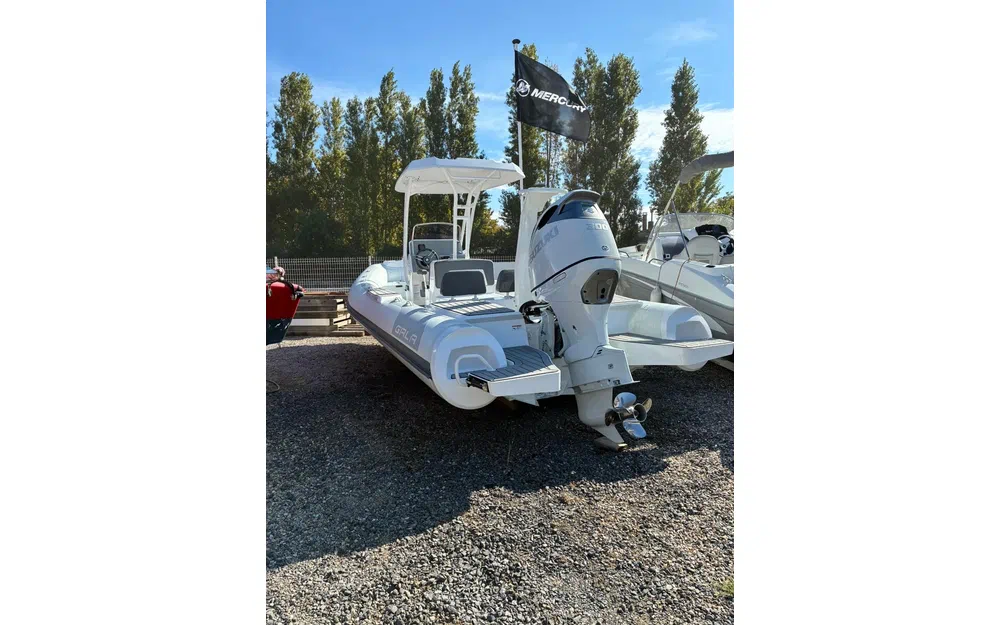 slider 13 Gala Boats V7