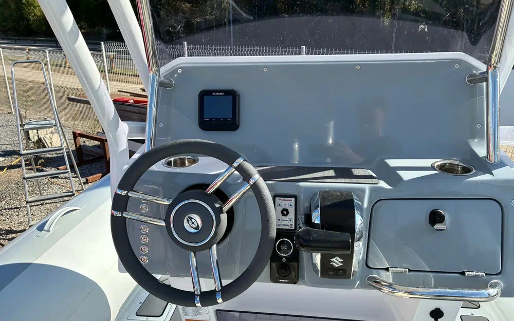 slider 5 Gala Boats V7