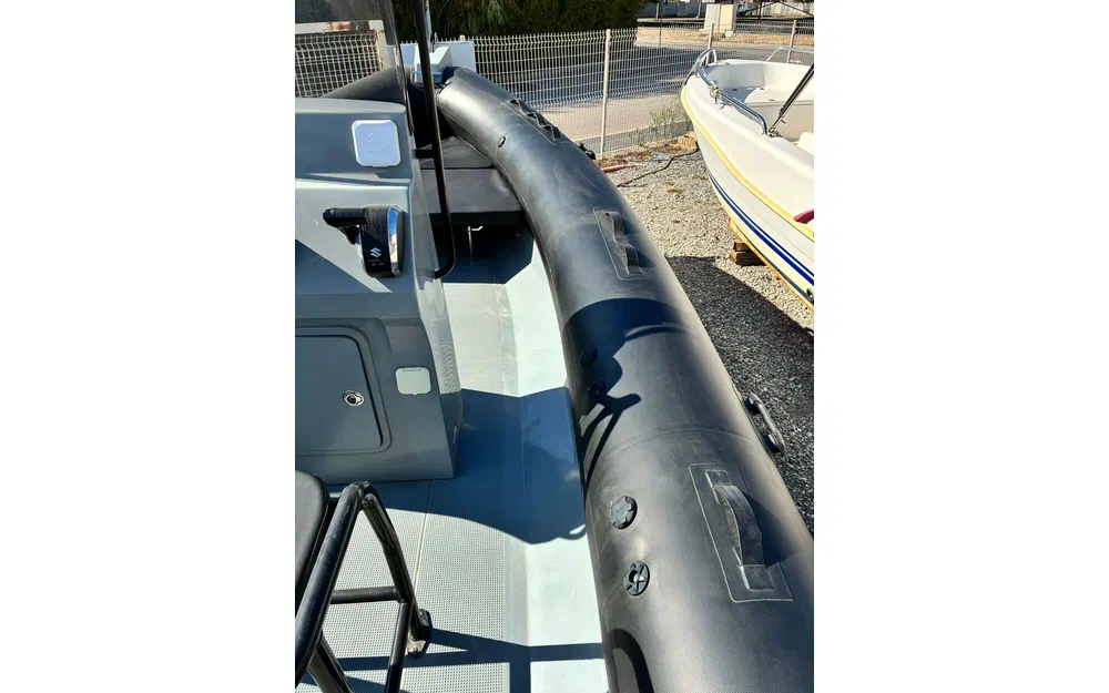 slider 10 Navisoul 650