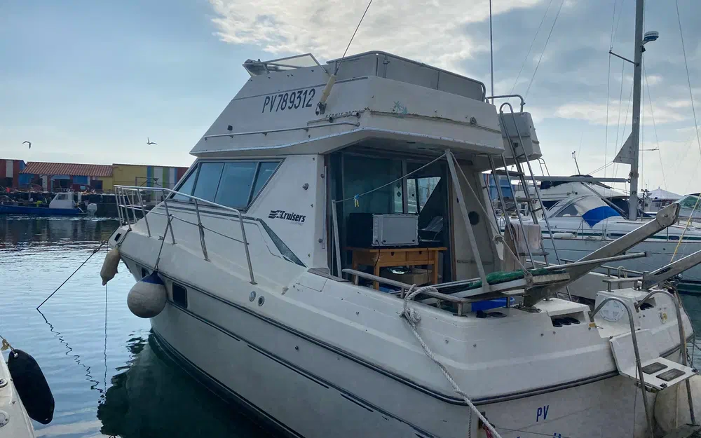 slider 1 Cruisers Esprit 3380