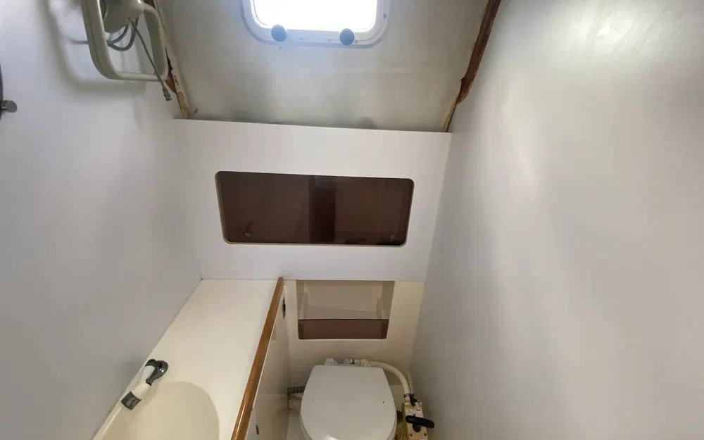 slider 9 Jeanneau Albatros 750