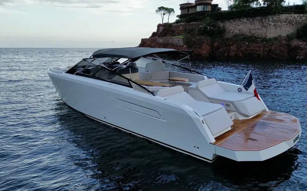 slider 0 BB Yachts 44 Panarea