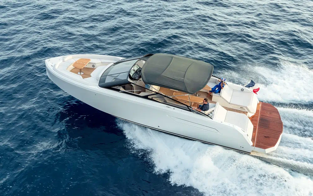 slider 1 BB Yachts 44 Panarea