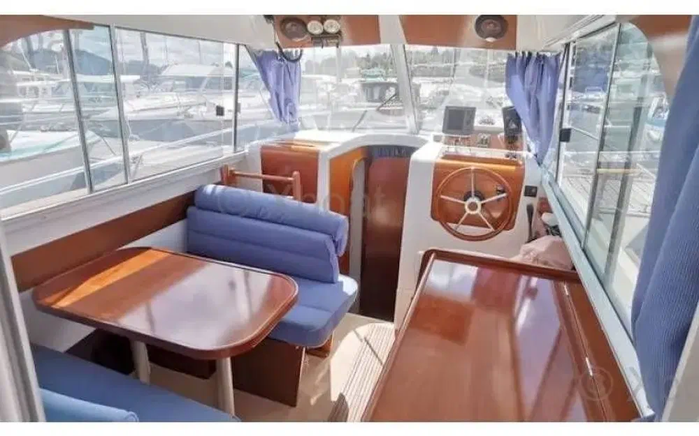 slider 16 Beneteau Antares 760 Exclusive
