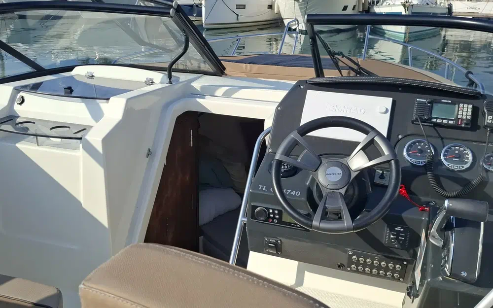 slider 18 Quicksilver Activ 805 Cruiser