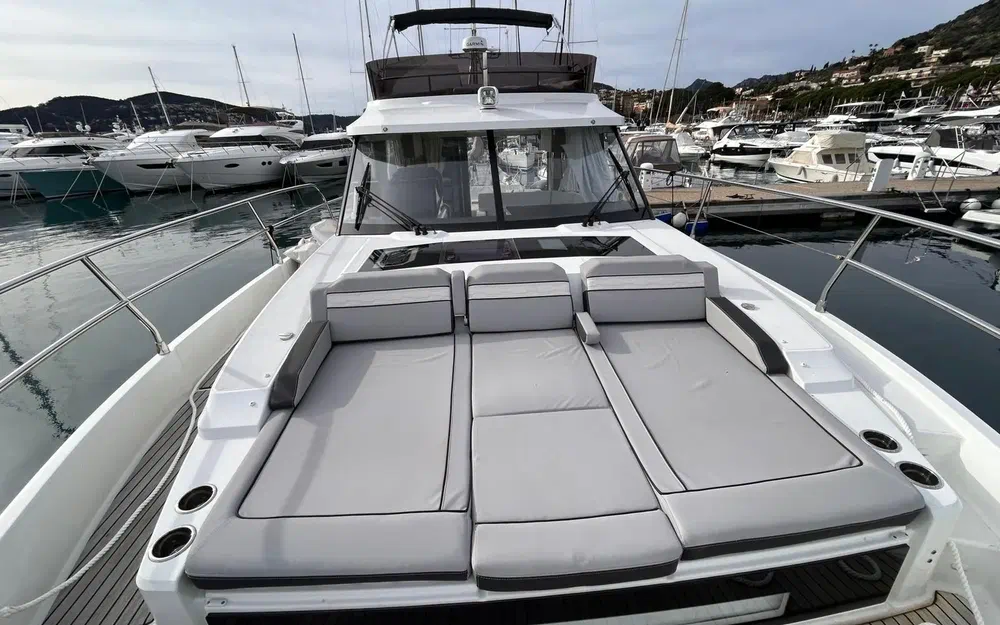 slider 8 Jeanneau Merry Fisher 1295 Fly