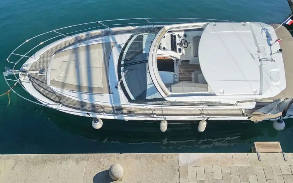 slider 4 Jeanneau Leader 36