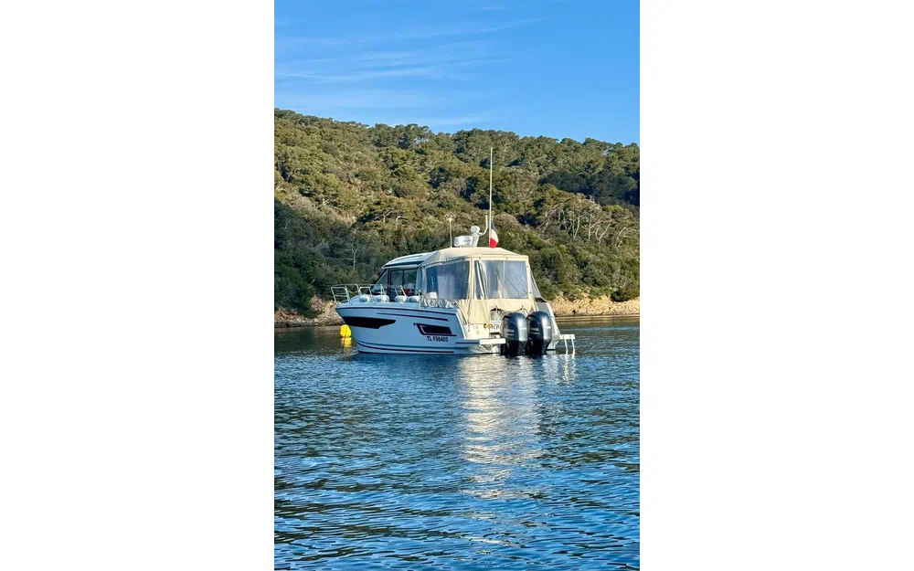 slider 16 Jeanneau Merry Fisher 895