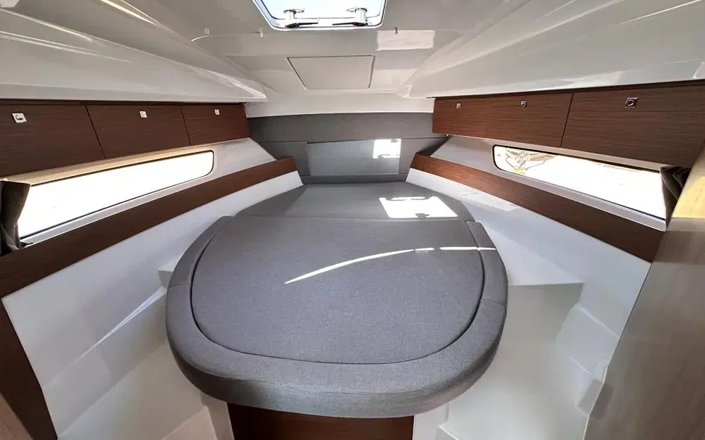 slider 8 Jeanneau Merry Fisher 895