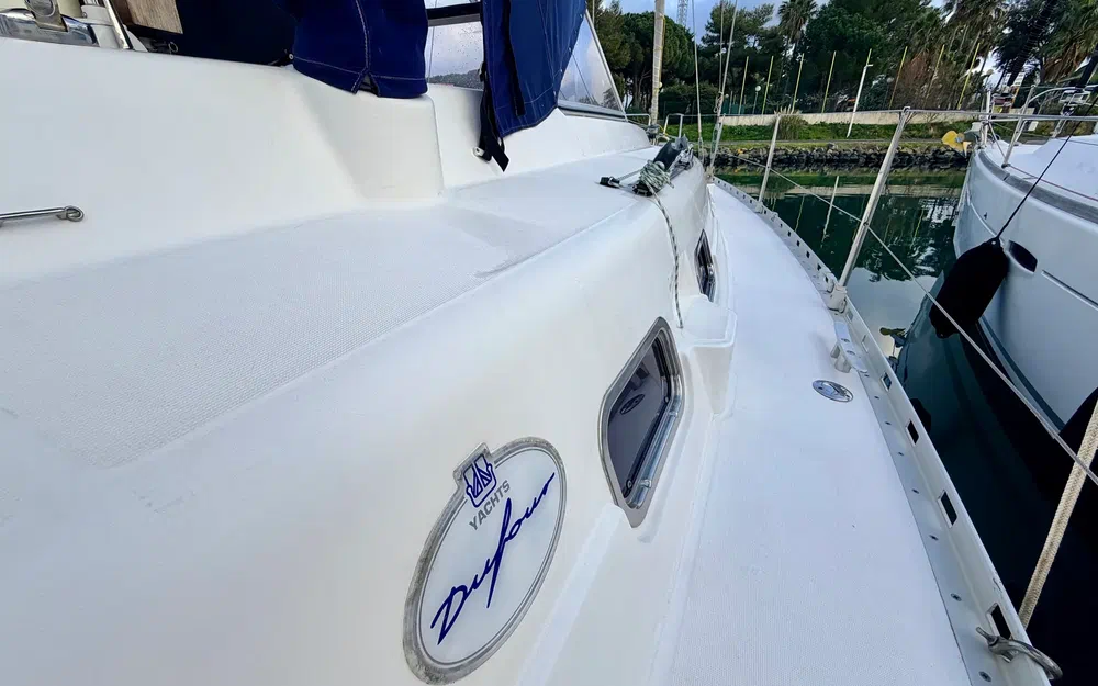 slider 11 Dufour 39 CC